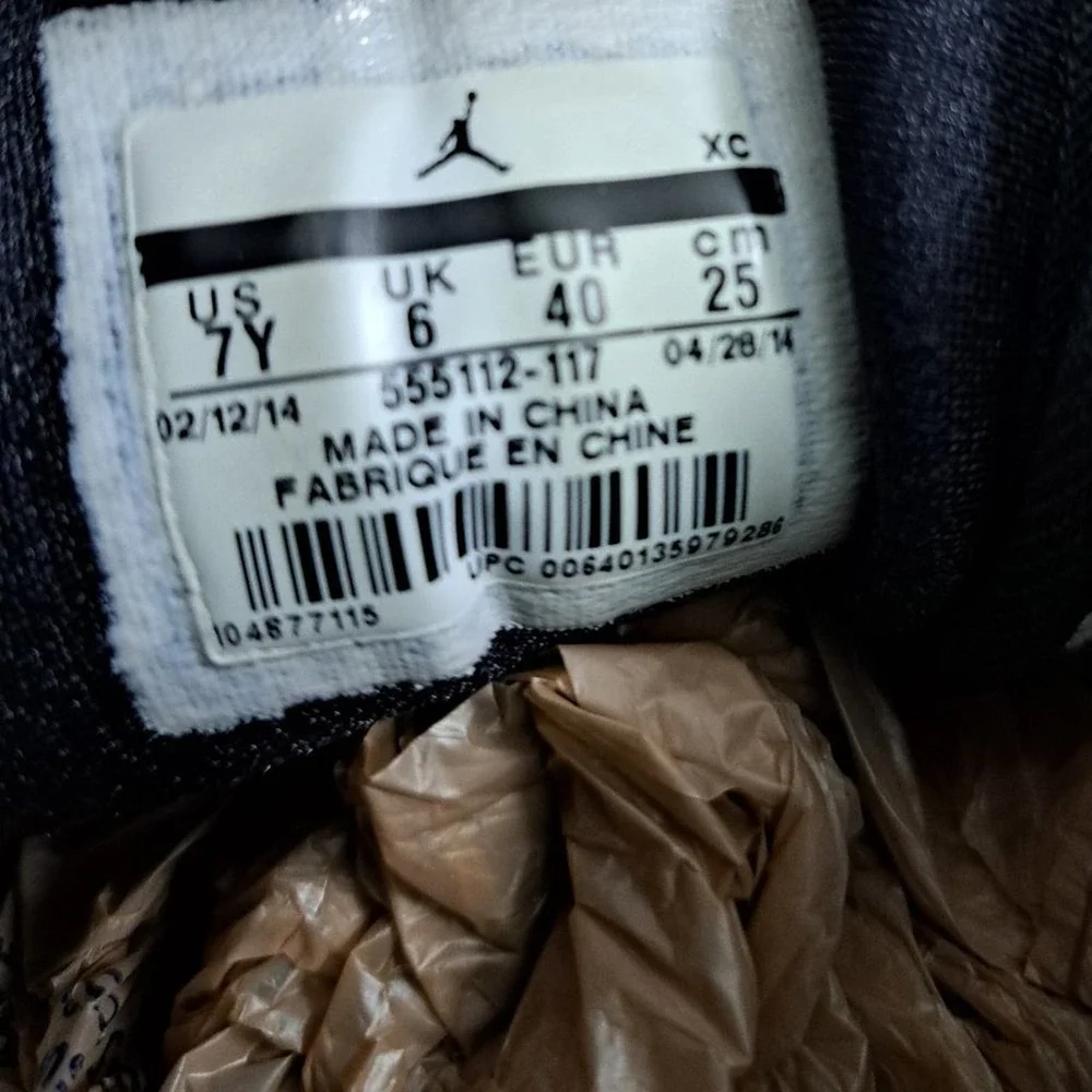%Air Jordan 1 Mid White Grey Hyper Pink Size 7Y / AJ10 - Picture 7 of 12